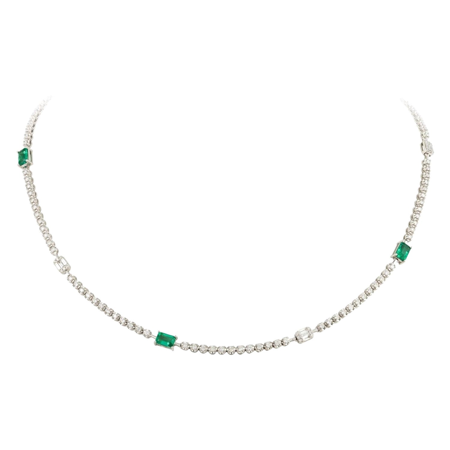 NWT $15, 000 Rare Gorgeous 18KT Gold Fancy Baguette Diamond and Emerald Necklace For Sale