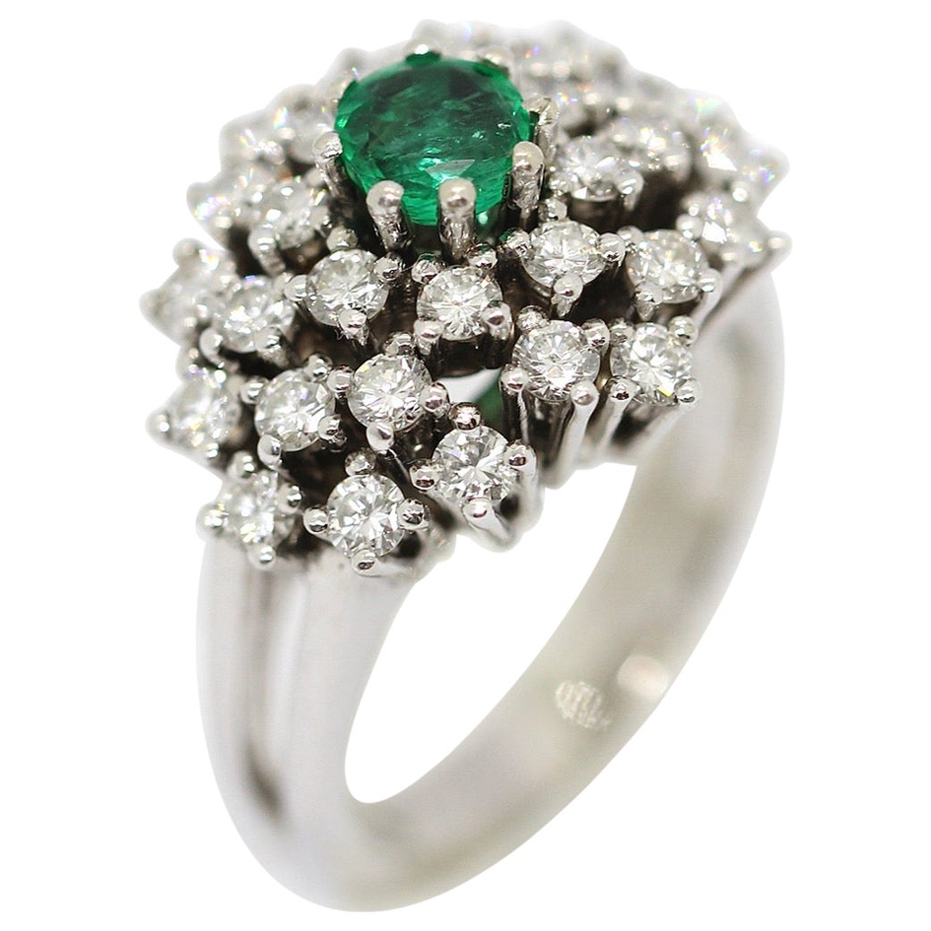 White Gold Ring Set with White Diamonds and Emerald, 14 Karat