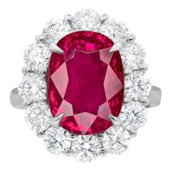 MOGOK Burma GRS Schweiz Platinring mit 4,57 Karat ovalem Rubin und Diamant