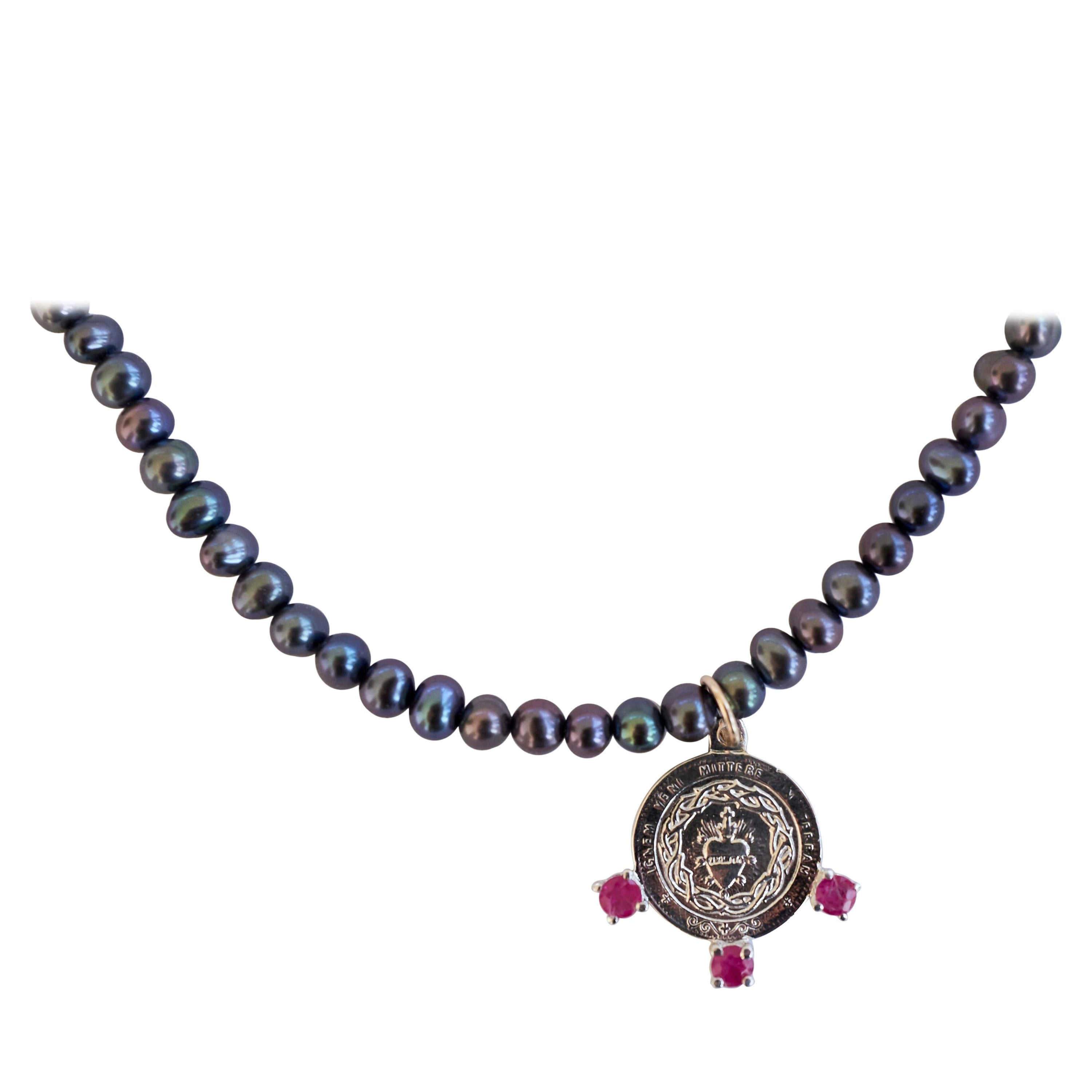 Halskette mit schwarzer Perle, Heiliges Herz Medaille, rosa Turmalin, Silber J Dauphin