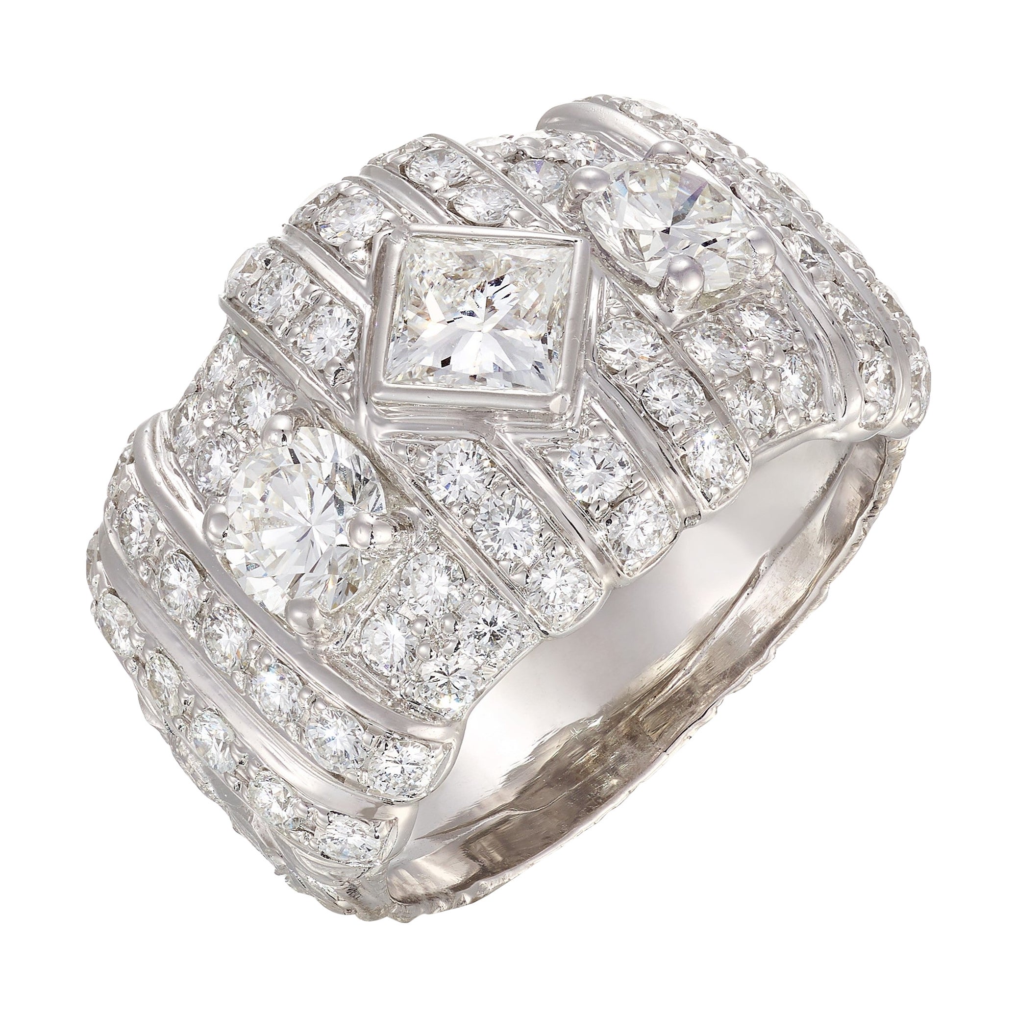 Signed "JMRosas" Rosior Diamond Ring set in Platinum For Sale