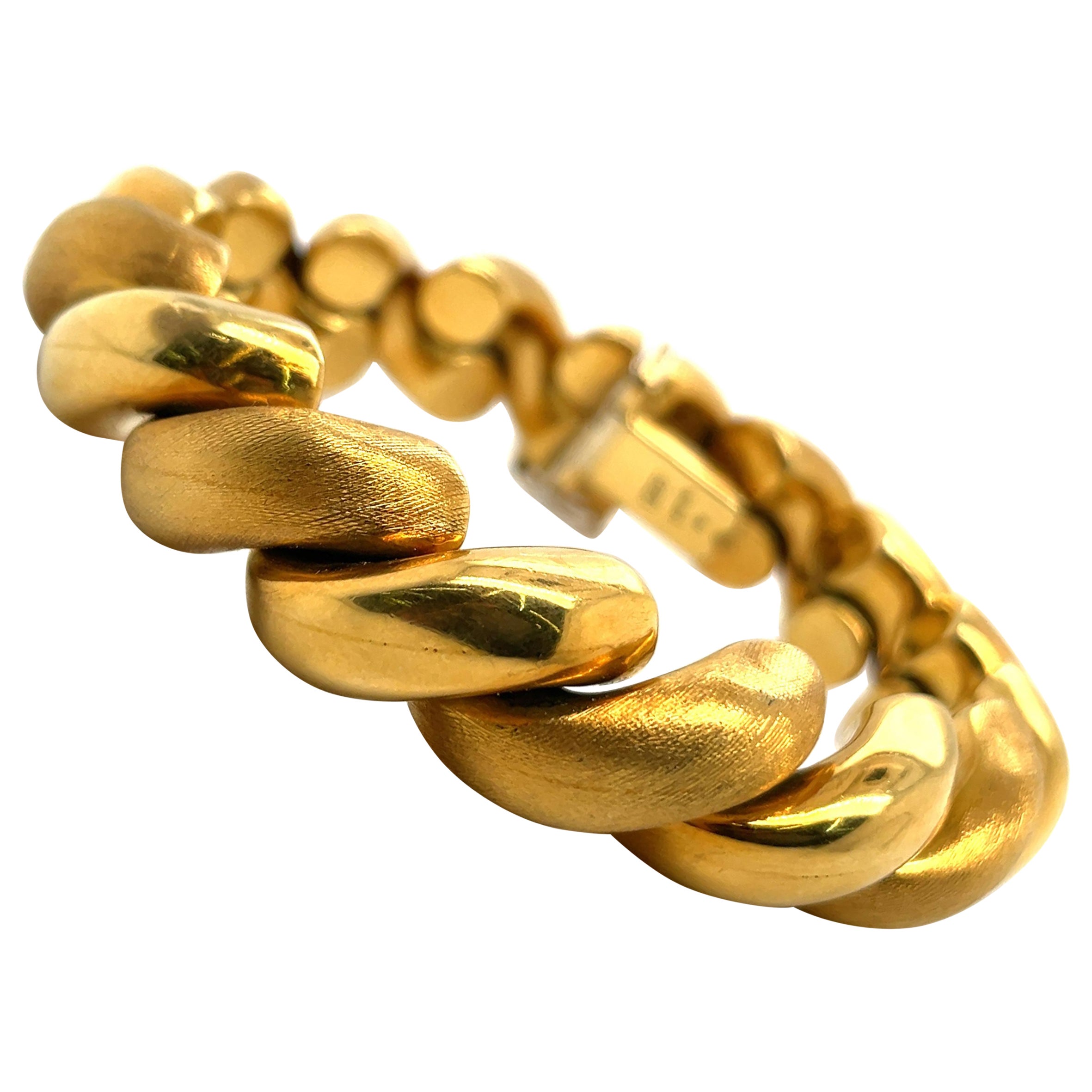 18 Karat Yellow Gold San MarCo Link Polished & Brushed Finish Bracelet 61 Grams For Sale