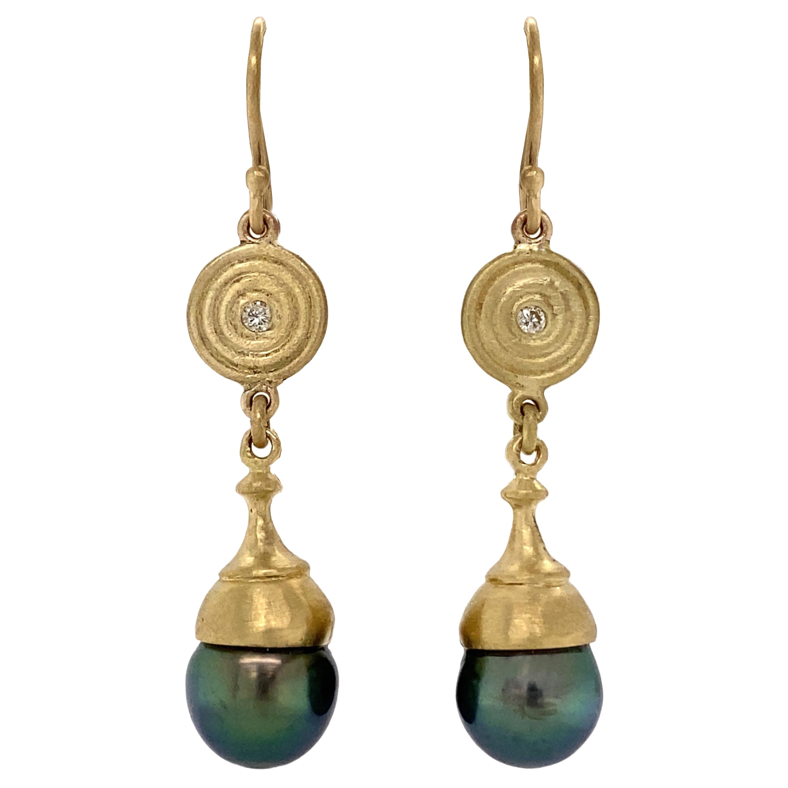 Boucles d'oreilles en goutte « Bulls Eye » en or 18 carats et perles noires de Tahiti avec diamants
