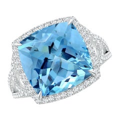 ANGARA GIA Certified Natural Aquamarine Split Shank Halo Ring in oro bianco 18K