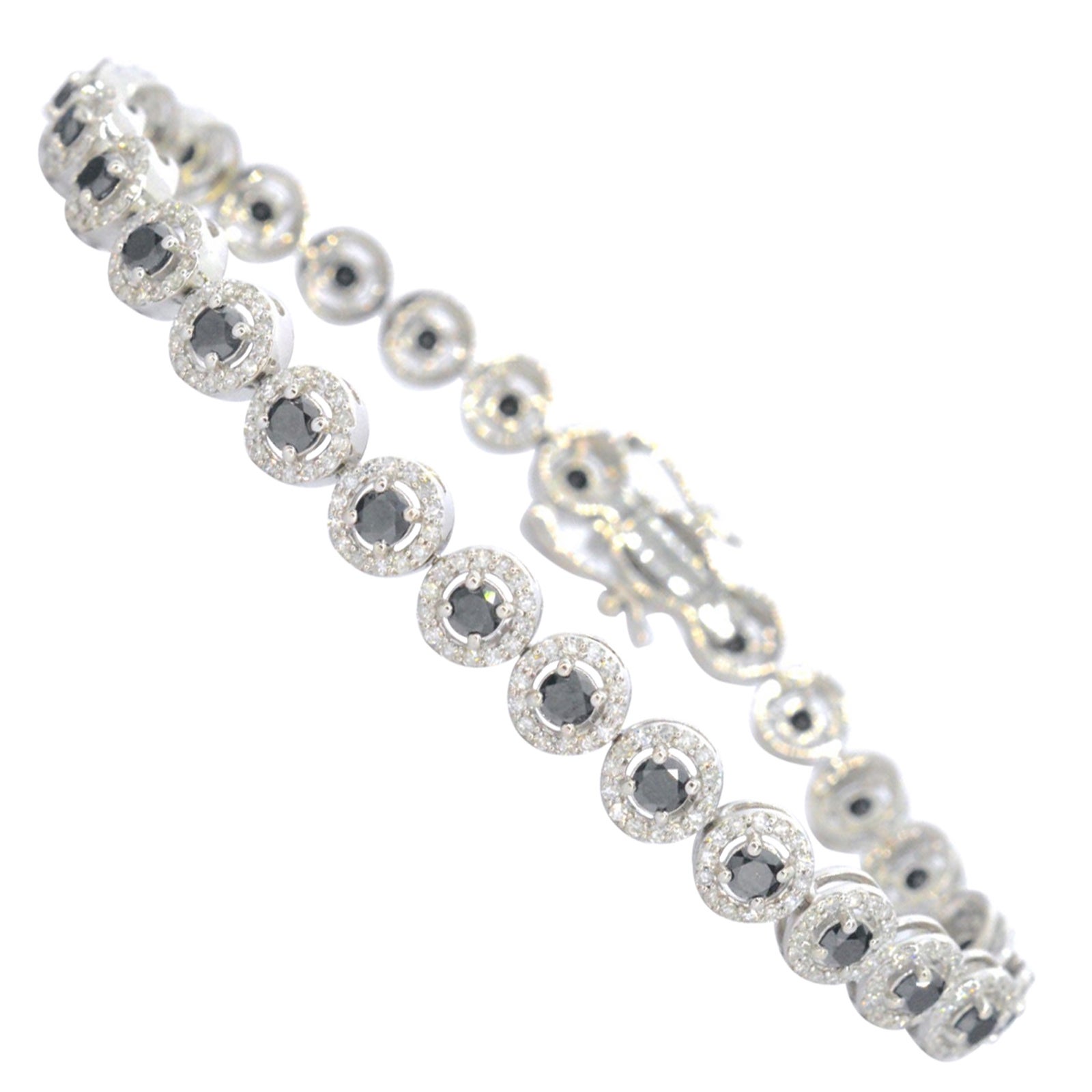 Bracelet en or blanc avec diamants et fleurons de 5,80 carats en vente