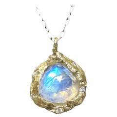 Collier unique en or jaune 14K avec pierres de lune et diamants