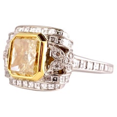 Anello di fidanzamento in platino con diamante da 2,23 carati, certificato GIA Fancy Yellow Radiant