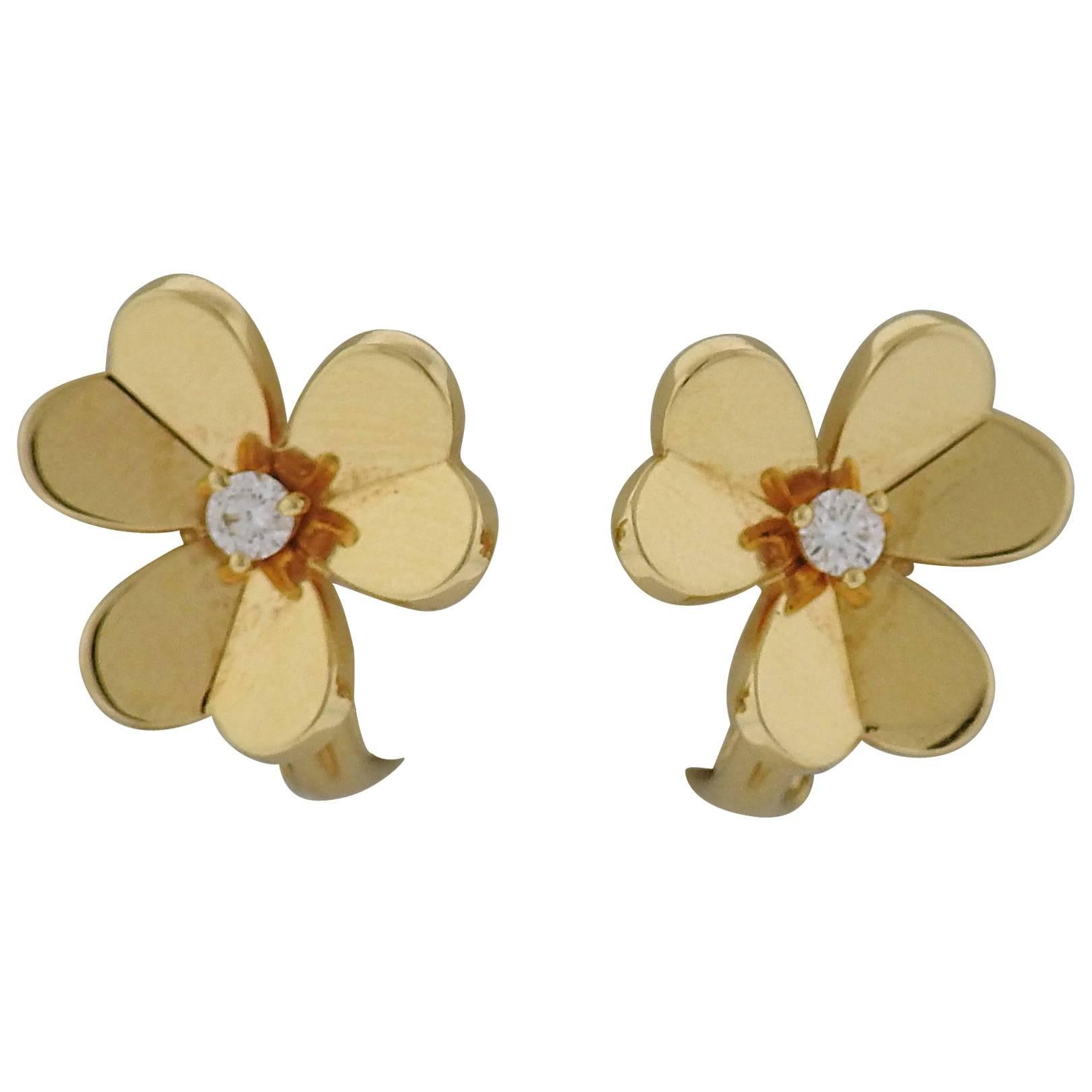 Van Cleef & Arpels Frivole Diamond Gold Flower Earrings 