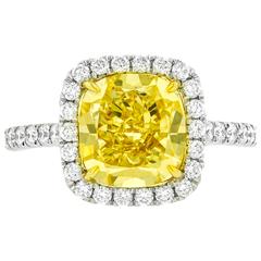 Fancy Yellow 4.77 Carat Diamonds Gold Ring 12