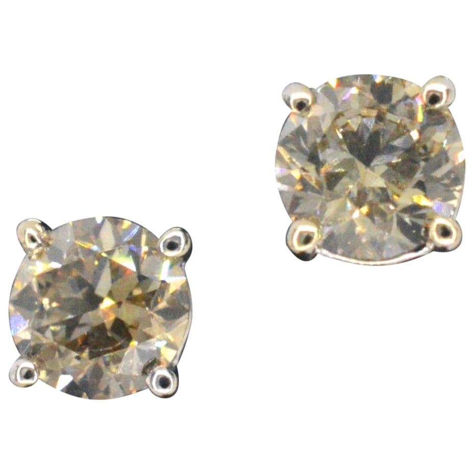 Gold Solitaire Earrings with Champagne Diamond For Sale