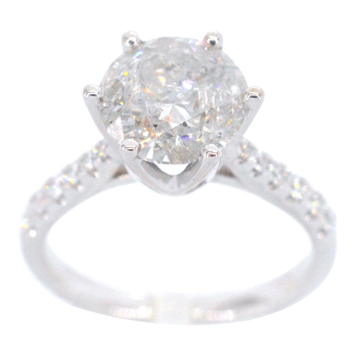 White gold ring with a brilliant cut diamond of 3.00 carat For Sale