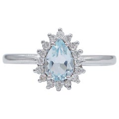 Aquamarine, Diamonds, 18 Karat White Gold Modern Ring.