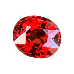 Magnifique grenat spessartite naturel taille fantaisie de 1,95 carat, pierre précieuse pour bijoux