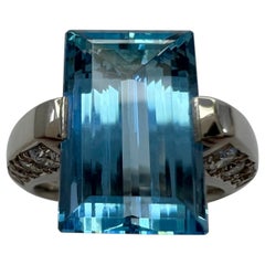Bague en platine avec aigue-marine et diamants Santa Maria Blue Emerald Cut 6.03ct.
