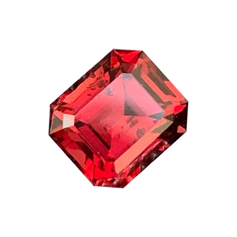 Marvelous Red Umbalite Garnet Gemstone 1.50 Carats Garnet Jewelry Garnet Stone For Sale