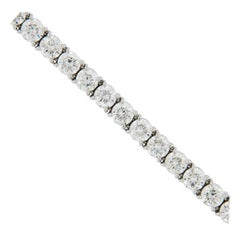 Hand Fabricated Platinum and 5.63 Cttw. Fine Quality Diamond Tennis Bracelet 