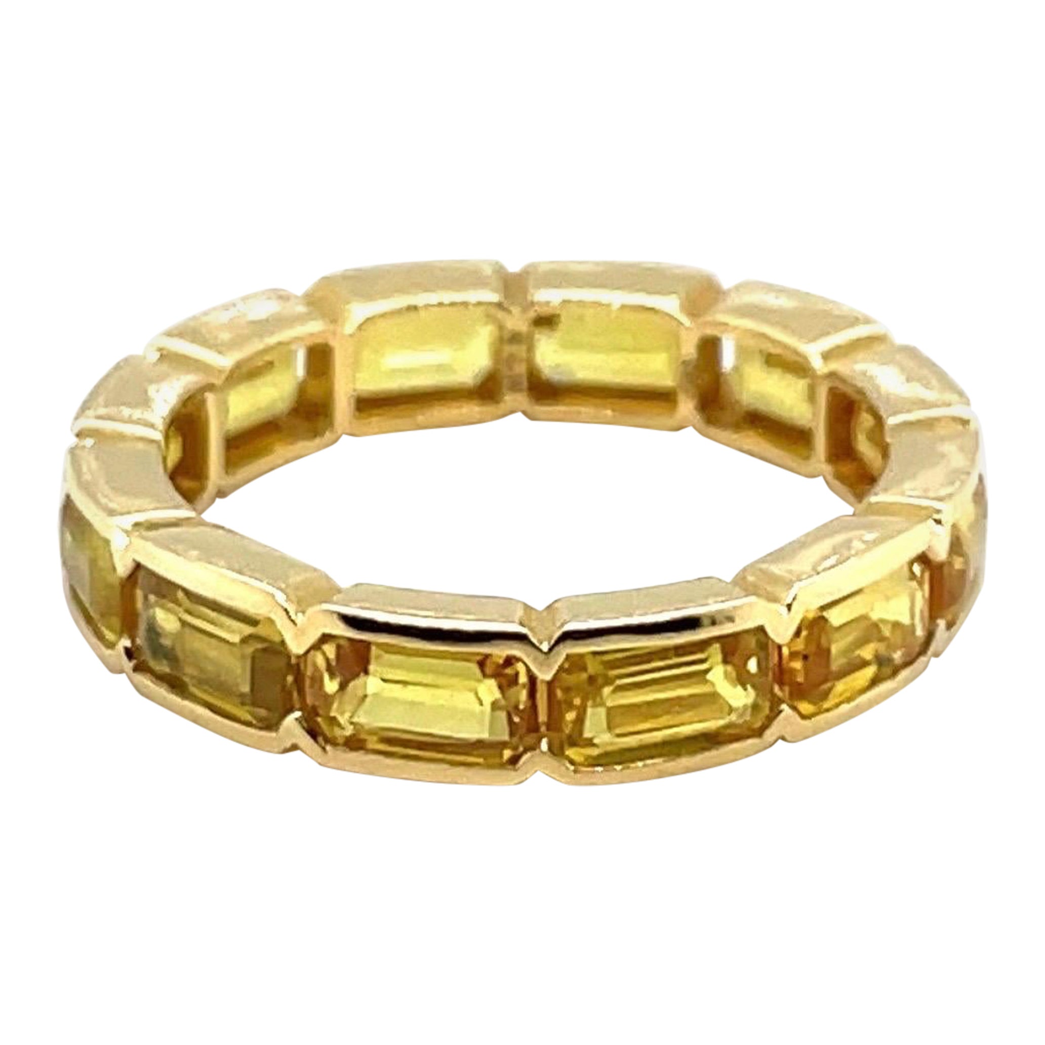 18 Karat Yellow Gold and Yellow Sapphire Memory Ring For Sale