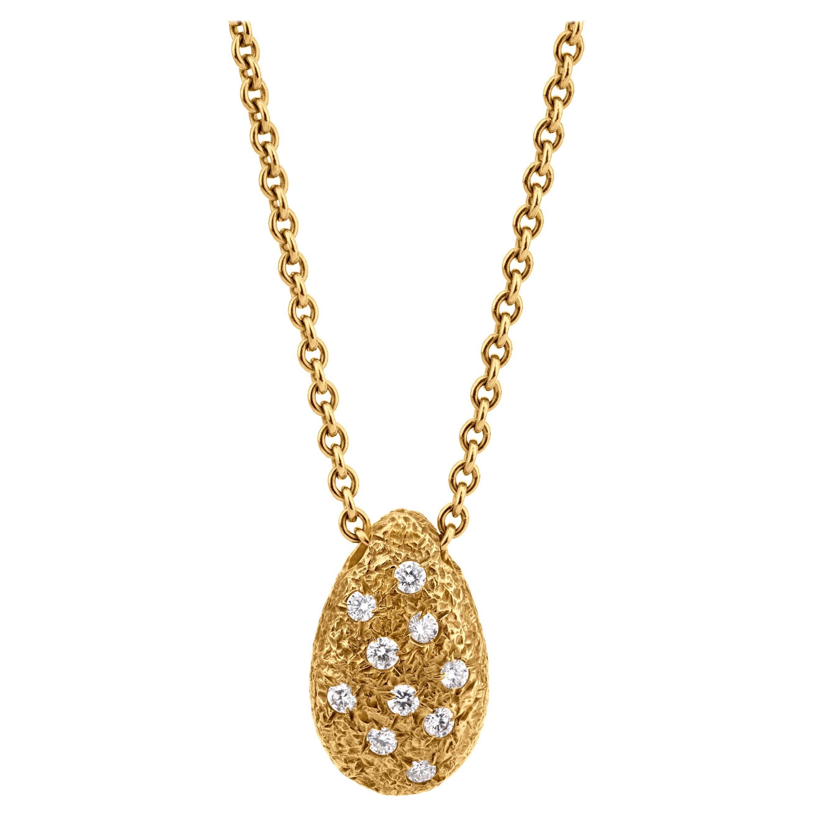 Pear and Diamond Pendant Necklace 18k Yellow Gold For Sale at 1stDibs
