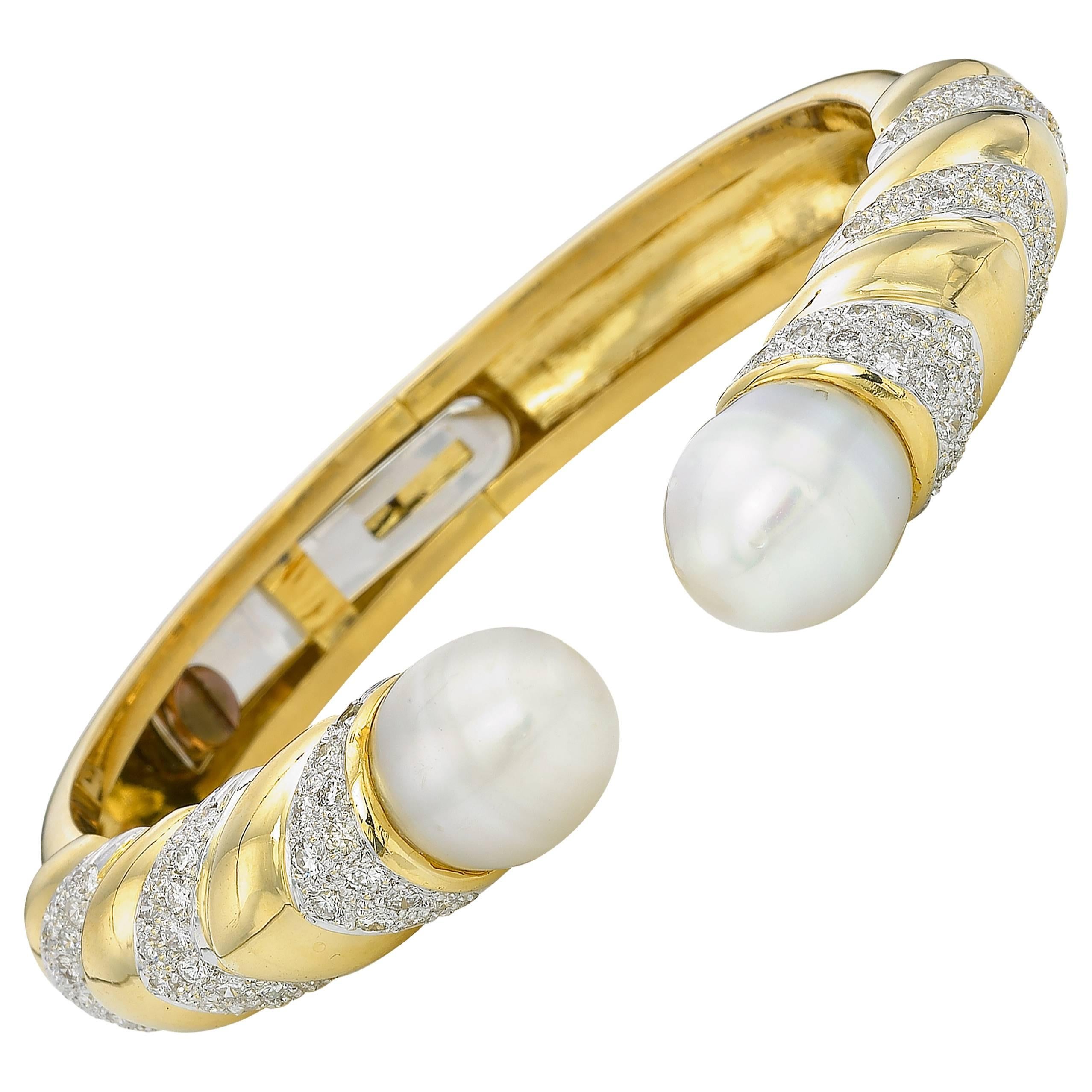 Baroque Pearl Gold Hinge Cuff Bracelet