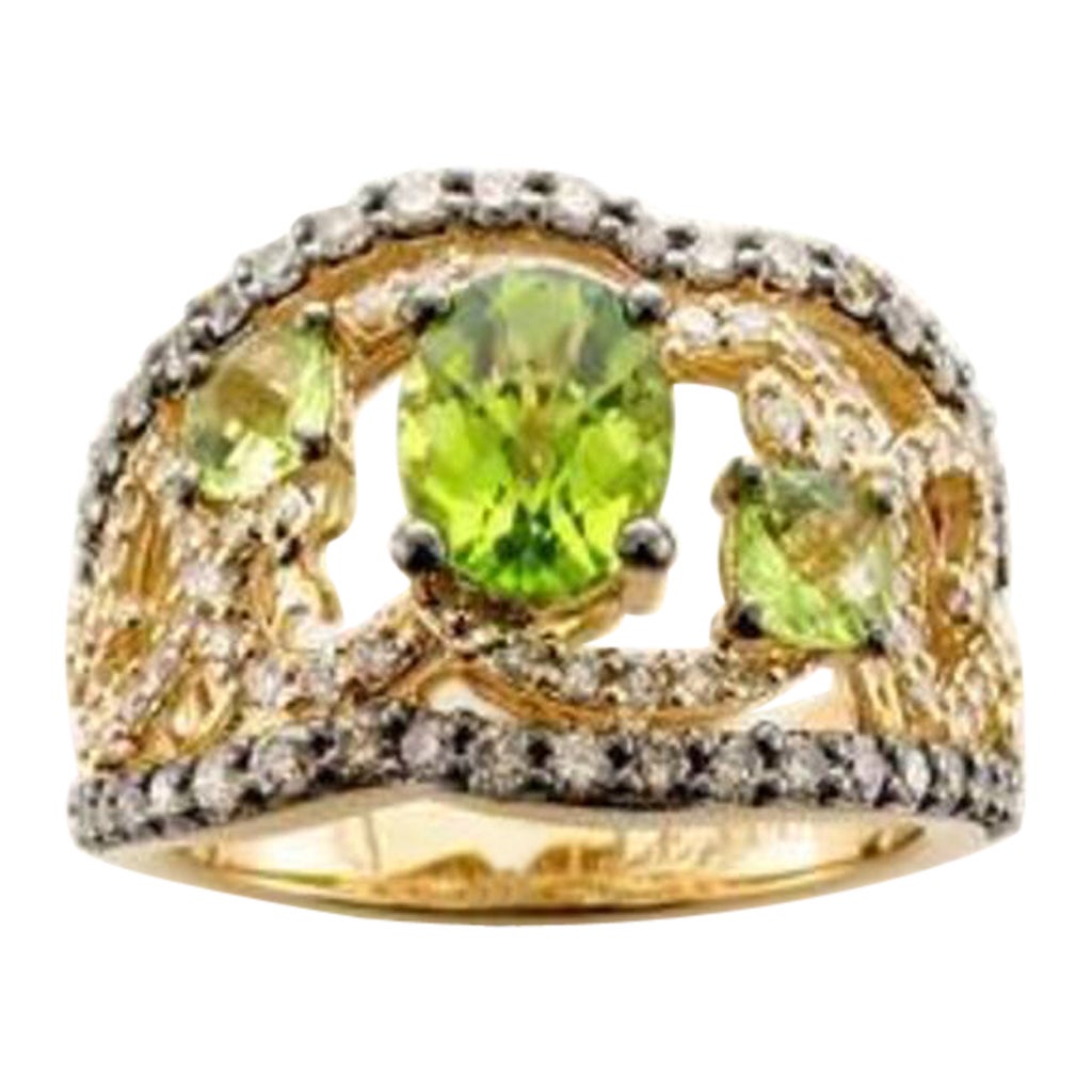 Grand Sample Sale Ring featuring Green Apple Peridot Chocolate Diamonds , Vani For Sale