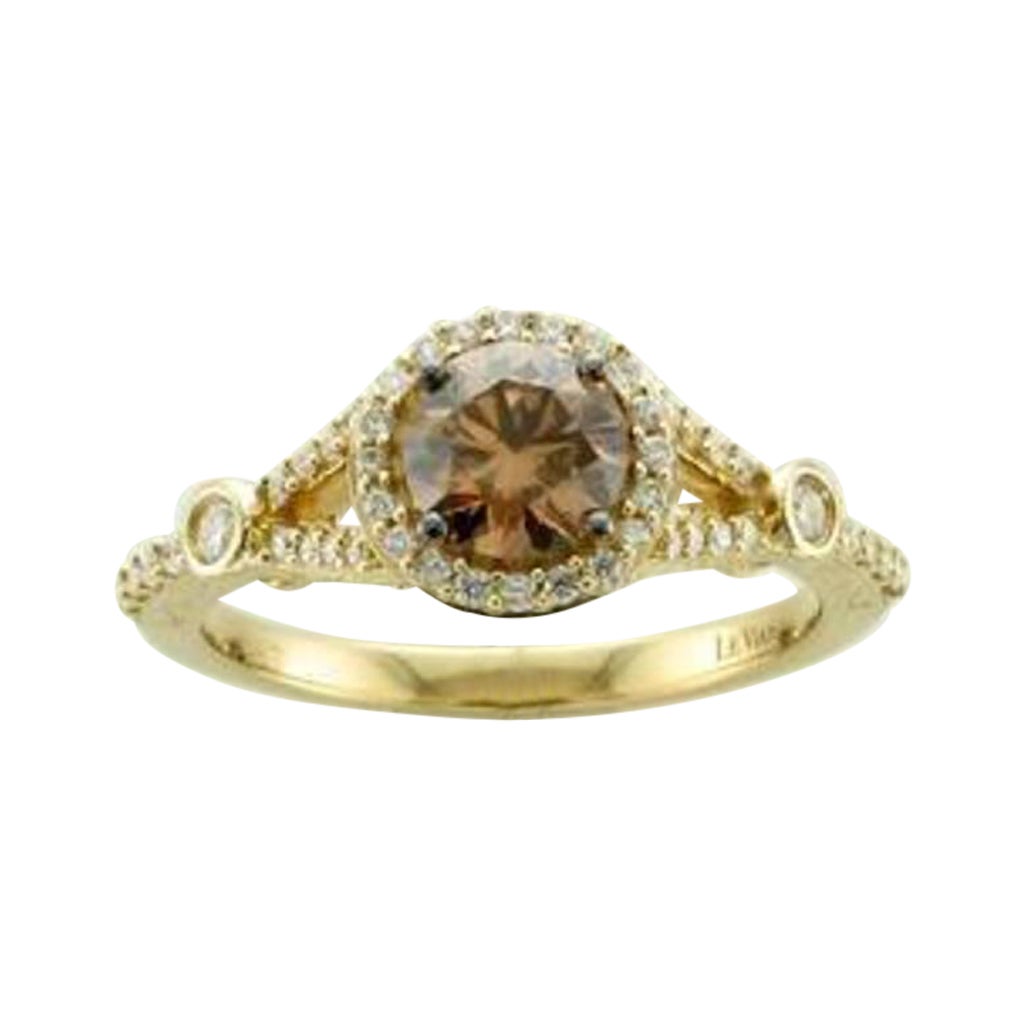 Bague de vente grand échantillon avec diamants chocolat et diamants Vanilla sertis