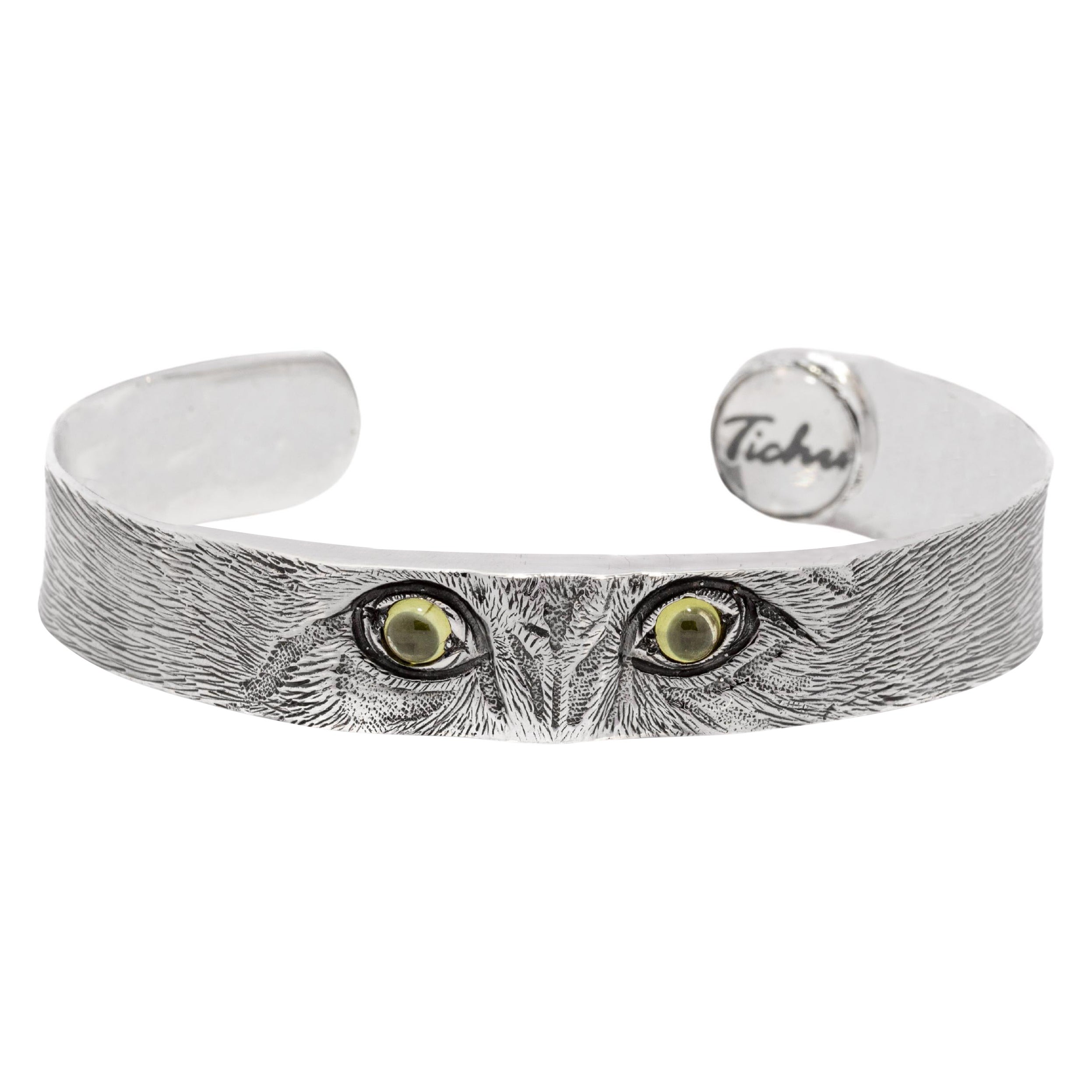 Tichu Peridot Cat Eyes Cuff in Sterling Silver and Crystal Quartz 'Size S' For Sale