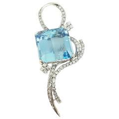 28 Carat Aquamarine Diamond Gold Brooch