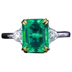 Art Deco 2 CT Certified Natural Emerald and Diamond Engagement Ring in 18K Gold