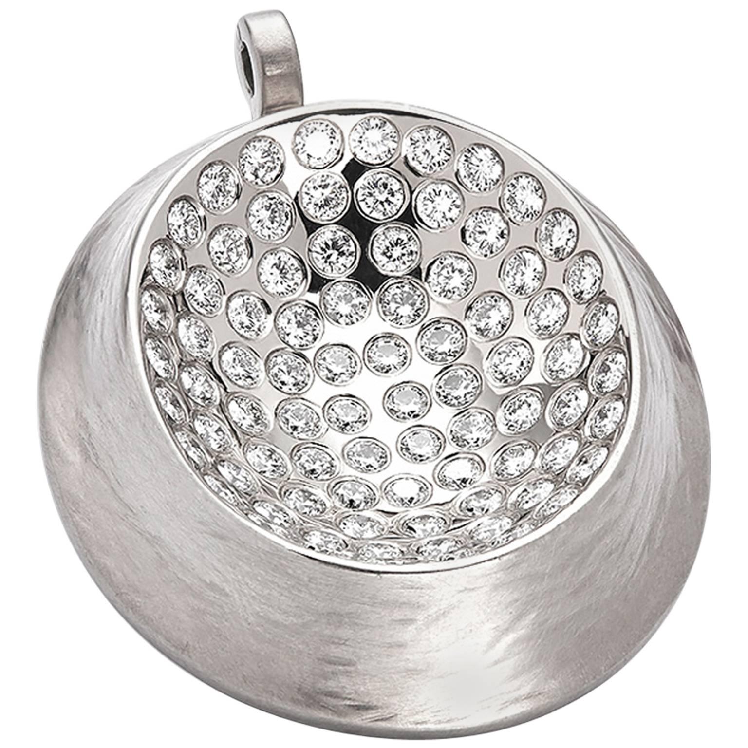 Colleen B. Rosenblat Pendentif en or et diamants