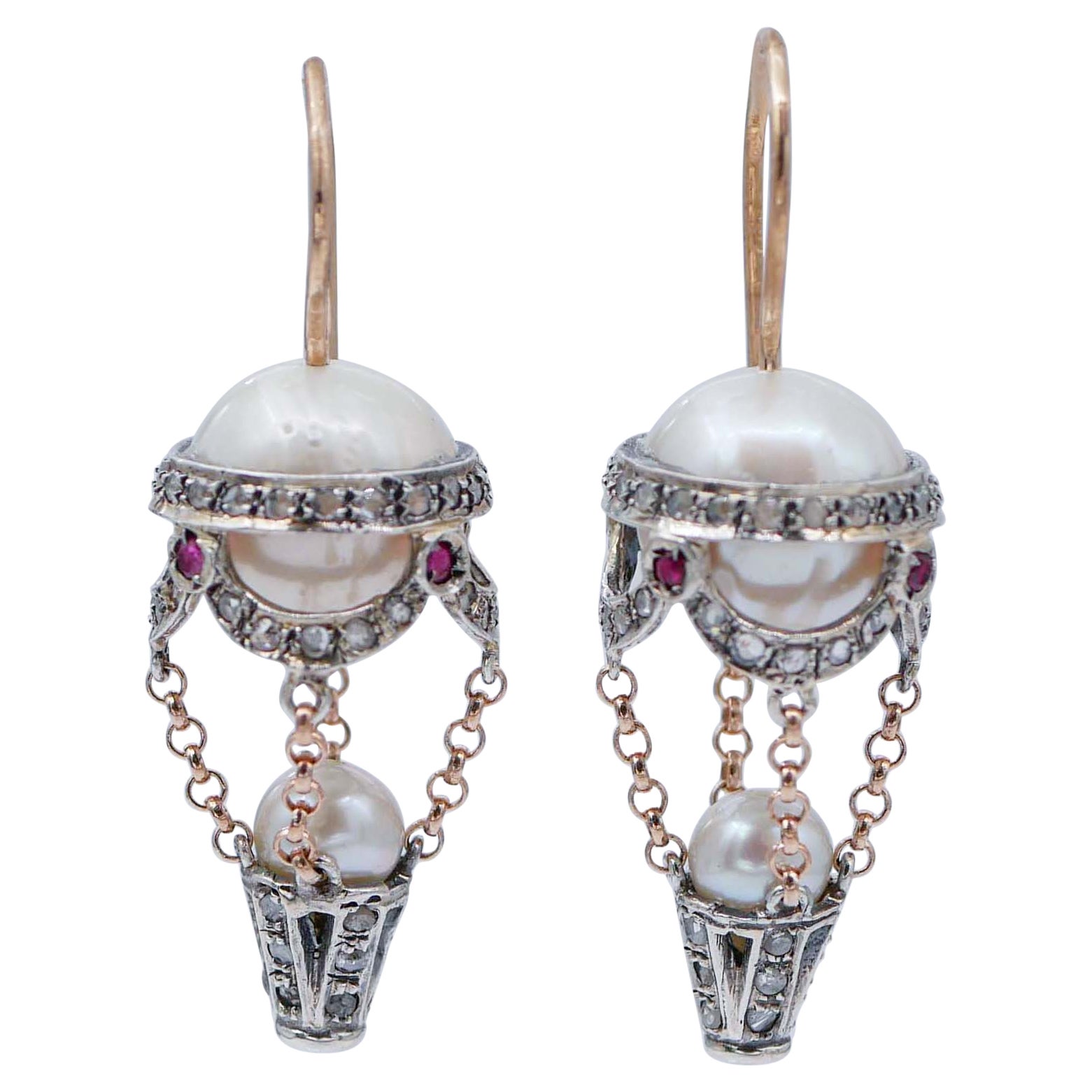 Ohrringe mit Perlen, Rubinen, Diamanten, Roségold und Silber Hot Air Ballon im Angebot