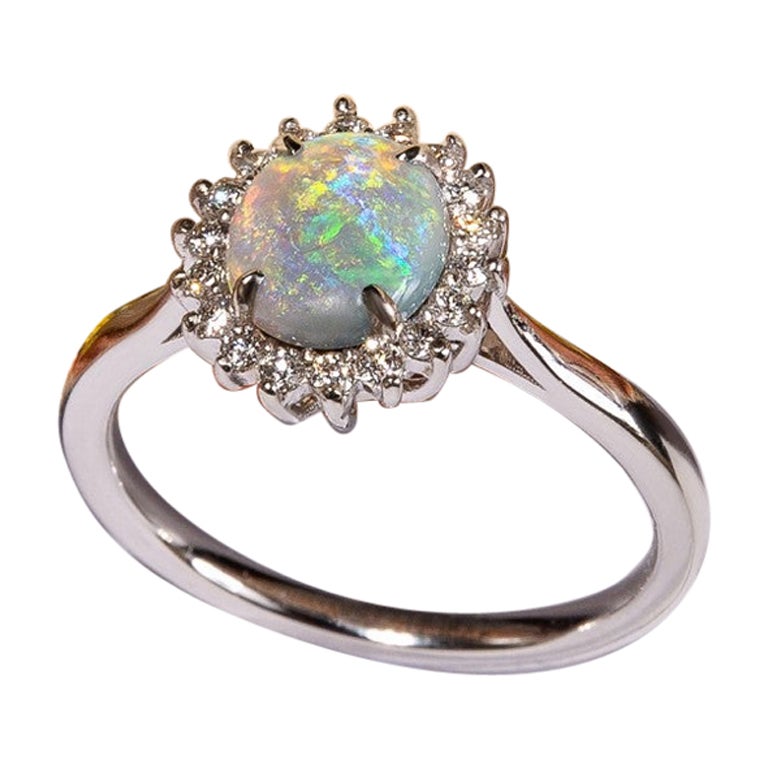 Bague de fiançailles en or avec opale et diamants, style Art déco irisé En  vente sur 1stDibs