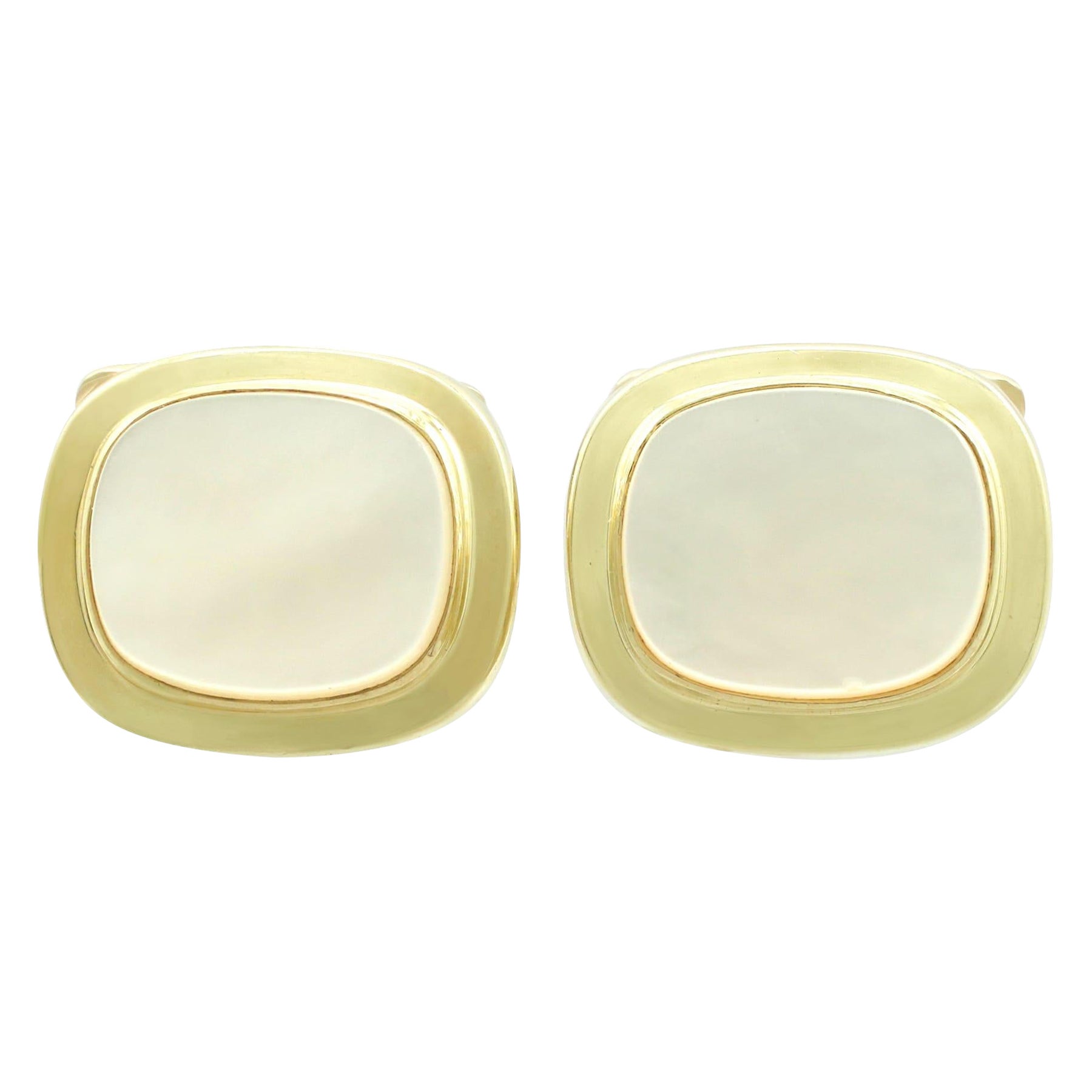 Vintage 1960s Mother of Pearl Yellow Gold Cufflinks