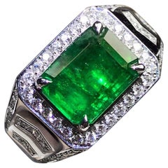 Certified 3 CT Natural Emerald Diamond Engagement Ring in 18K Gold For Men's