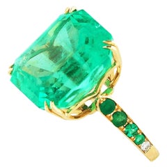 5 Carat Natural Emerald Diamond Engagement Ring Set in 18K Gold Cocktail Ring