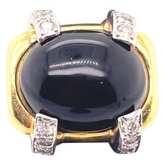 Vintage 18kt Yellow Gold Onyx and Diamond Ring