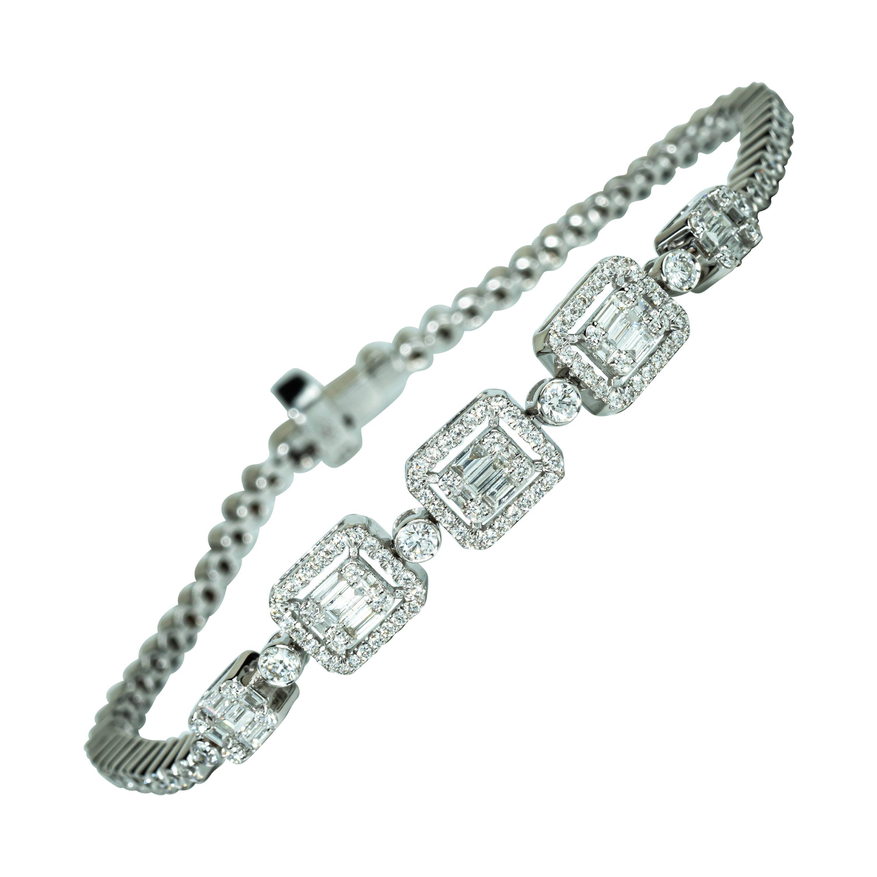 2.5 TCW Round Baguette Cut Natural Diamond Tennis Bracelet For Her For Sale
