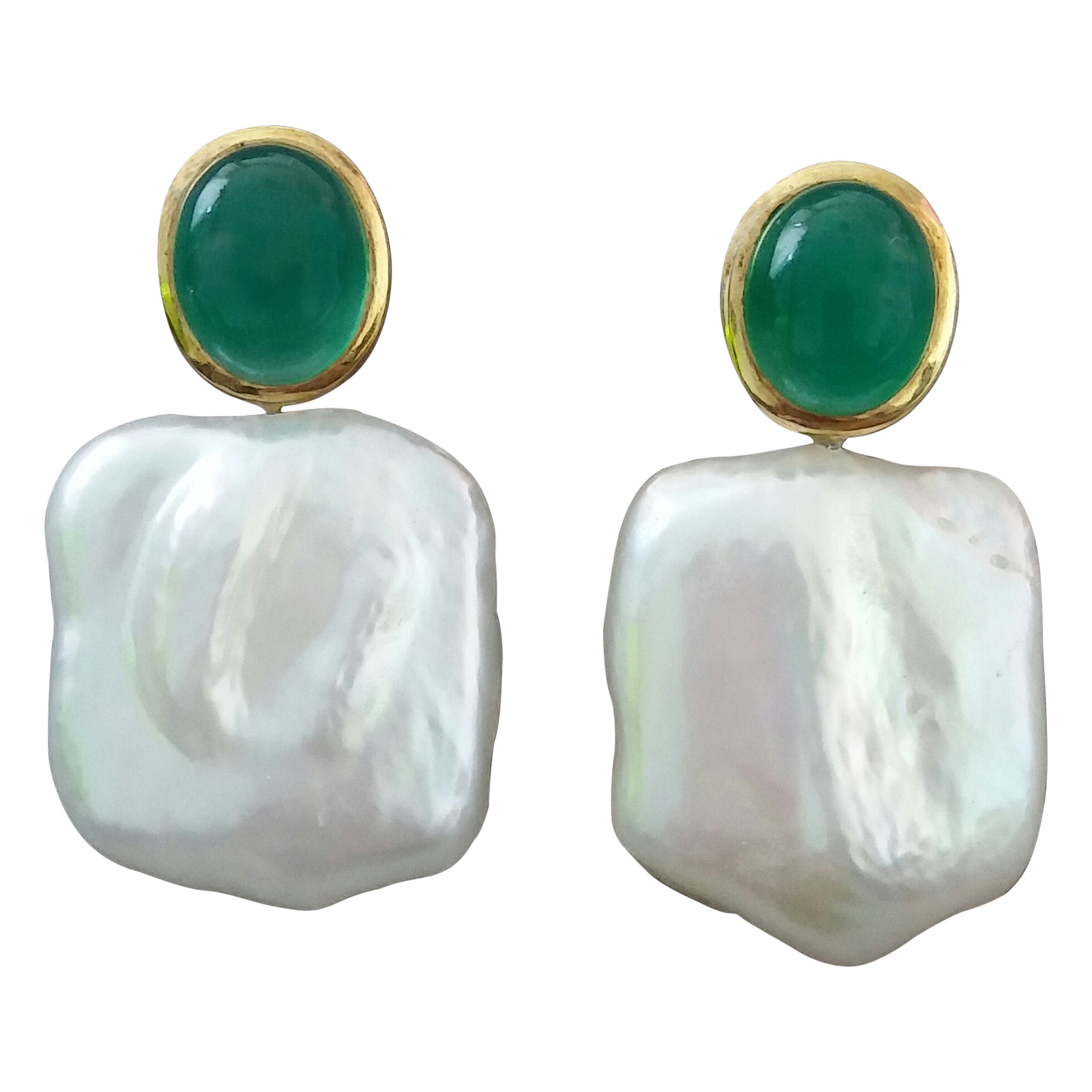 Oval Green Onyx Cabs 14 Kt Yellow Gold Bezel Square Baroque Pearls Stud Earrings For Sale