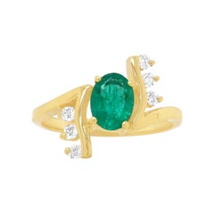 Oval Emerald Round Cluster Diamond Modern Fashion Ring Band 14K Yellow Gold