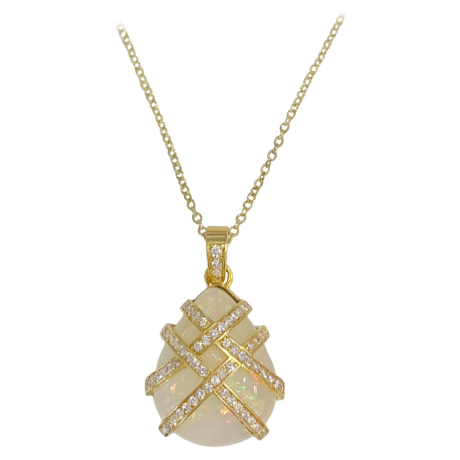 Australian Opal & Diamonds Necklace in Yellow Gold For Sale