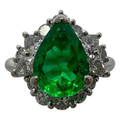 2,05ct Émeraude verte colombienne certifiée, diamant en platine en forme de halo Bague à grappe