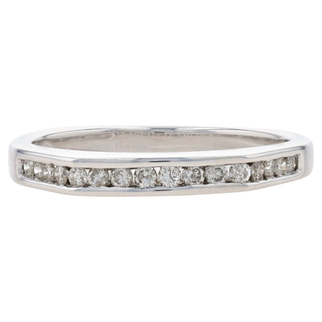 Anneau de mariage en or blanc 14 carats avec diamants ronds de 0,24 carat, serti en canal