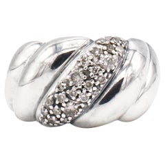 Anillo David Yurman de plata de ley con diamantes en forma de cable esculpido 