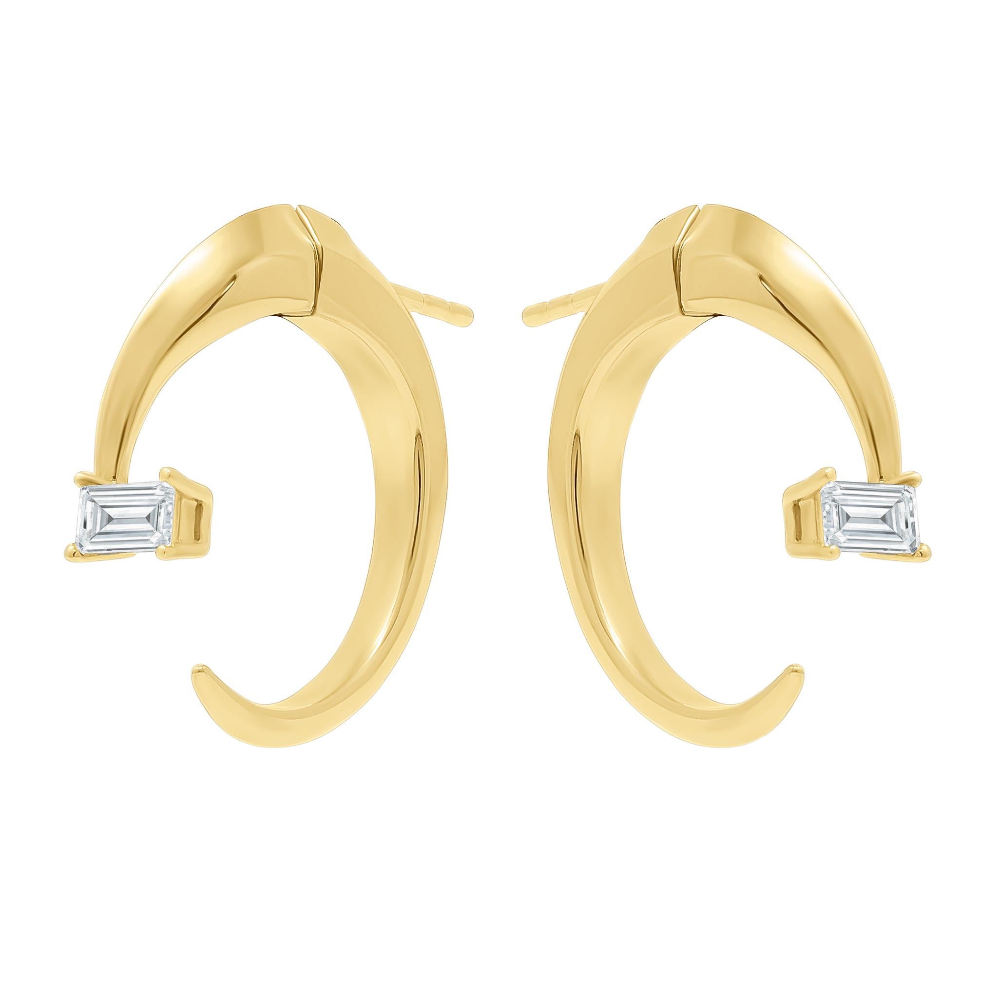 0.44 Carat Emerald Cut White Diamonds 18K Yellow Gold Tears Earrings For Sale