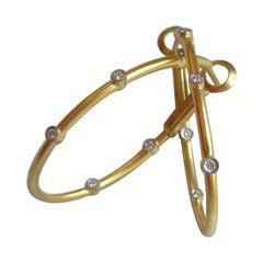 18k Gold & Diamond Hoop Earrings