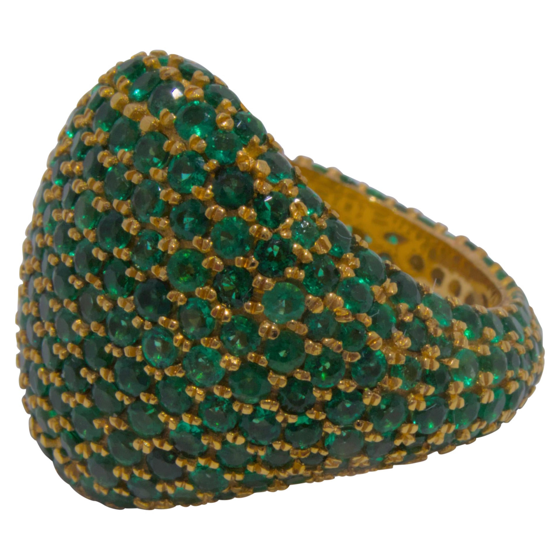18K Yellow Gold 4.26 Carat Emerald Cocktail Ring For Sale