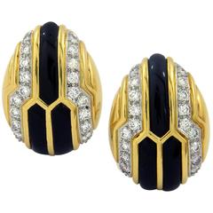 Diamond Onyx Gold Modern Earrings 9
