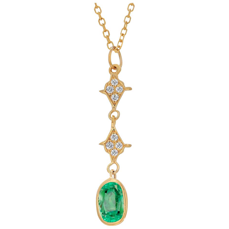 Antique Emerald Pendant Necklaces - 1,891 For Sale at 1stDibs | antique ...