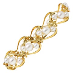 Mikimoto Cultured Pearl 14 Karat Yellow Gold Link Bracelet
