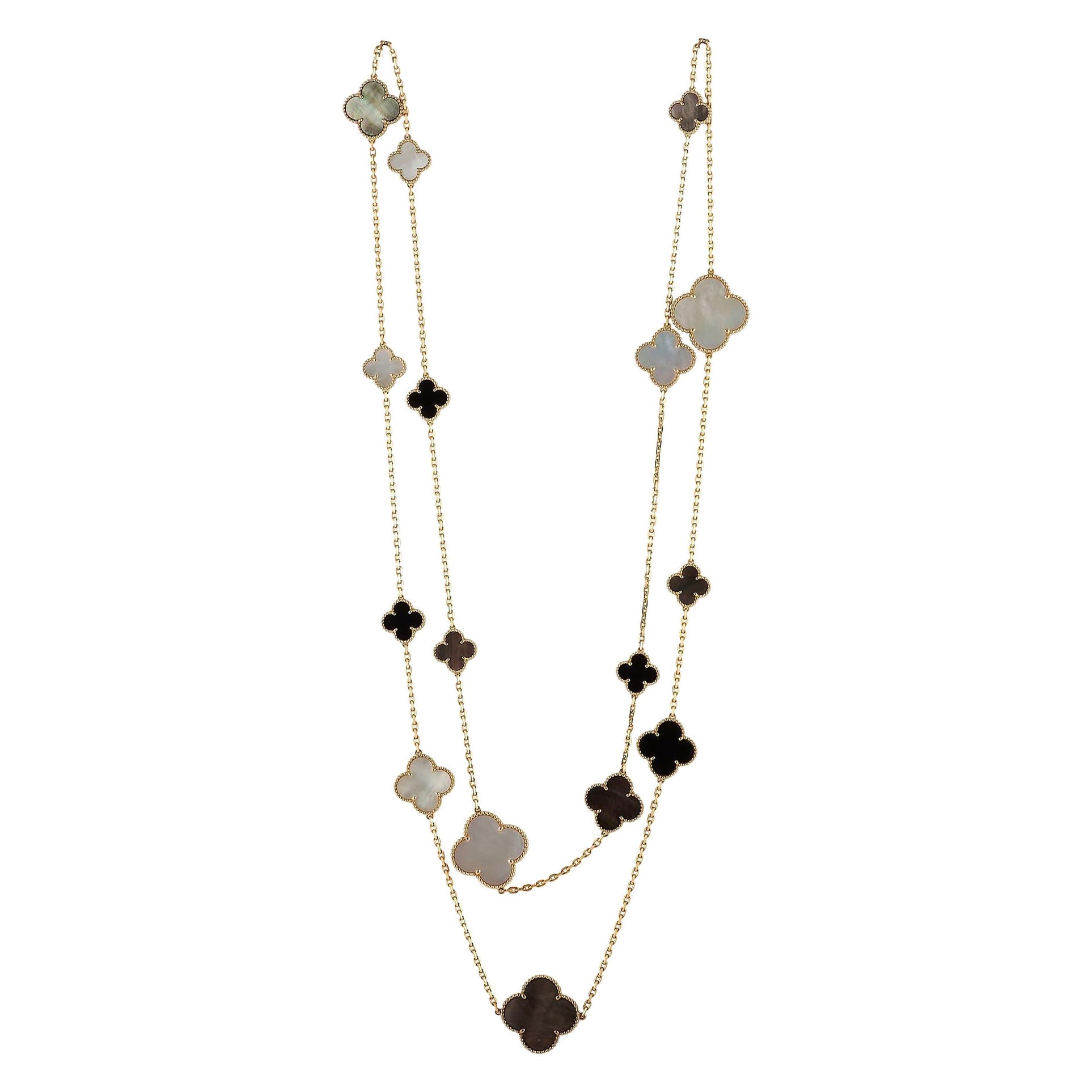 Van Cleef and Arpels Black Mother of Pearl Magic Alhambra Pendant Necklace  For Sale at 1stDibs
