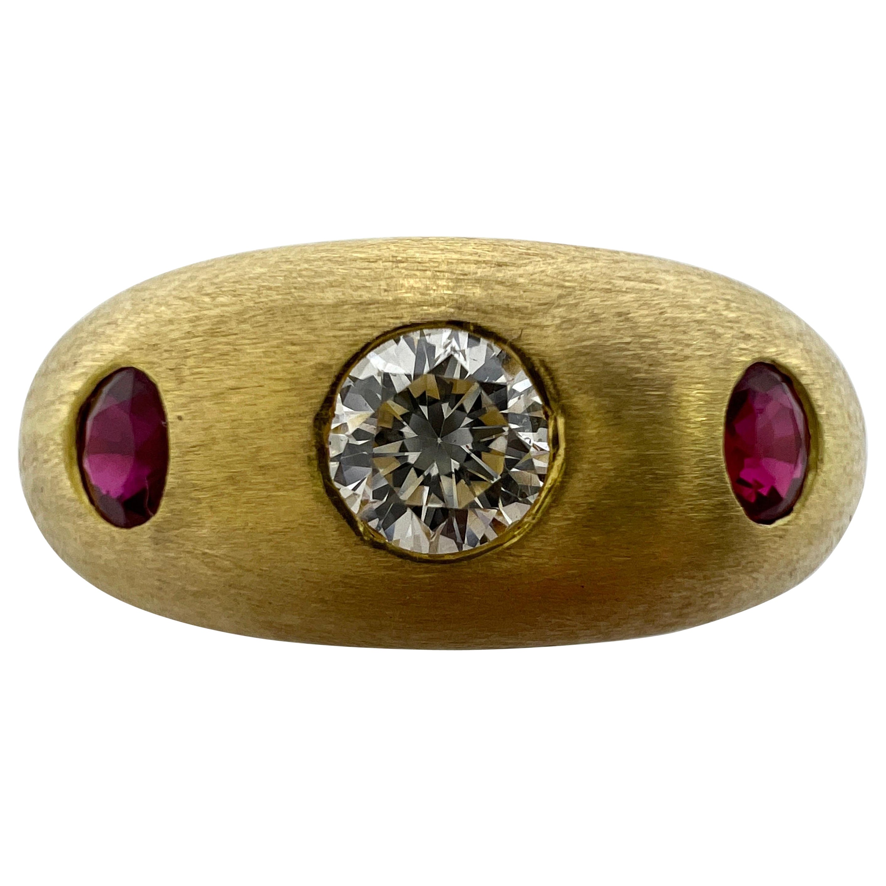 Vintage Cartier Diamond Ruby Daphne 18k Brushed Gold Three Stone Domed Ring
